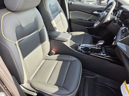 New 2026 Chevrolet Trax ACTIV w/ Driver Confidence Package FWD image 10