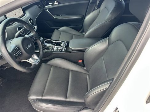 Certified 2023 Kia Stinger GT-Line image 18