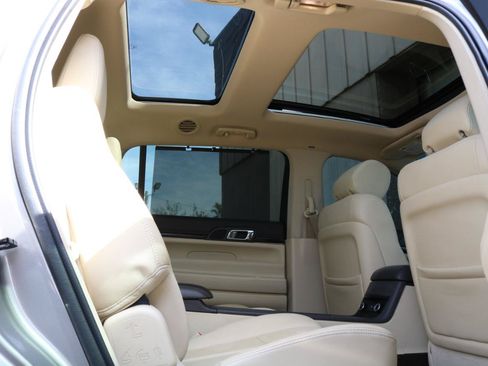Used 2015 Lincoln MKT AWD w/ Equipment Group 201A image 45