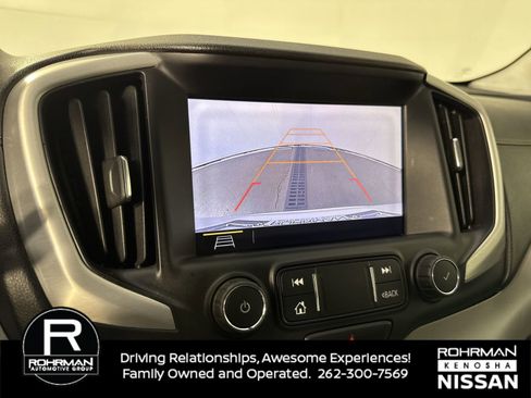 Used 2020 GMC Terrain SLT w/ Preferred Package image 9