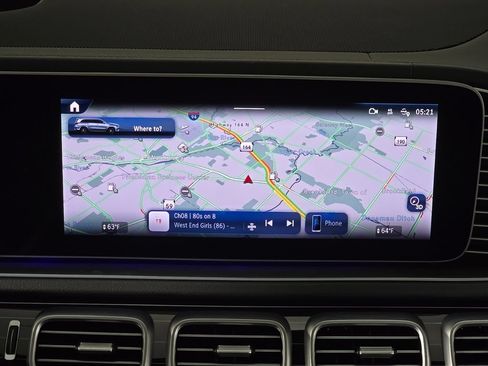Certified 2026 Mercedes-Benz GLS 580 4MATIC image 21