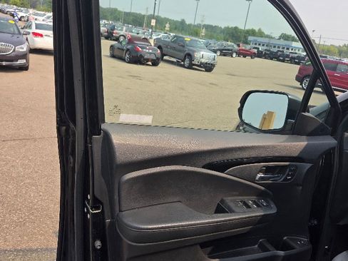 Used 2021 Honda Passport Touring image 10