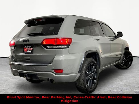 Used 2019 Jeep Grand Cherokee Altitude AWD/4WD image 6