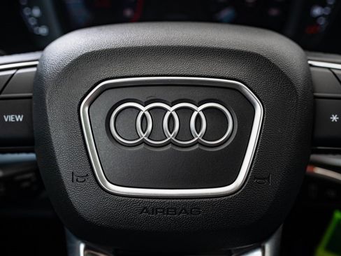 Used 2022 Audi Q3 2.0T Premium Plus image 30