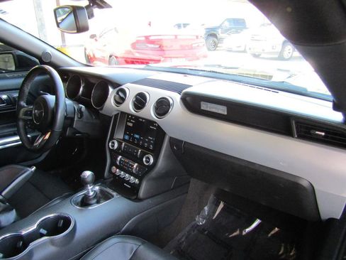 Used 2016 Ford Mustang GT Premium w/ Equipment Group 401A RWD image 10