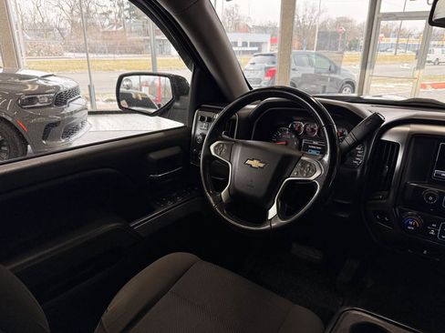 Used 2017 Chevrolet Silverado 1500 LT w/ All Star Edition image 43