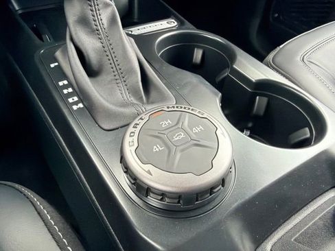 New 2026 Ford Bronco Outer Banks AWD/4WD image 19