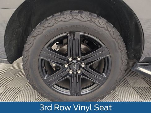 Used 2020 Ford Expedition XLT w/ Equipment Group 202A image 21