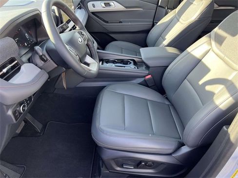 New 2025 Ford Explorer Active w/ Active Comfort Package image 24