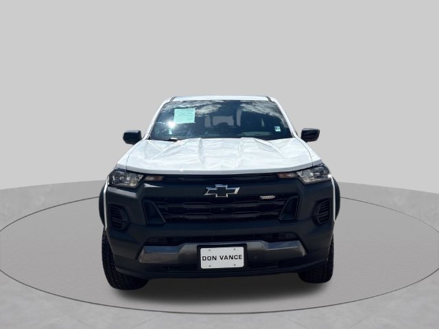 Used 2023 Chevrolet Colorado Trail Boss w/ Technology Package AWD/4WD image 8