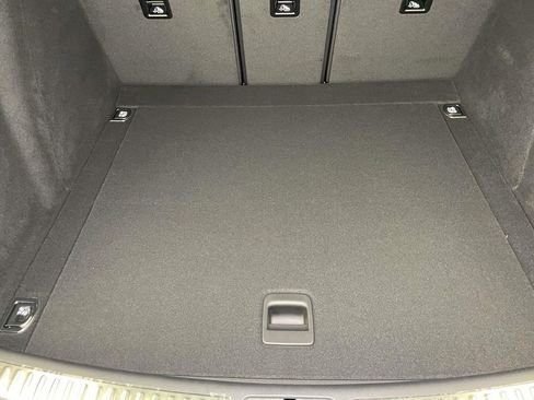 New 2025 Porsche Macan image 20