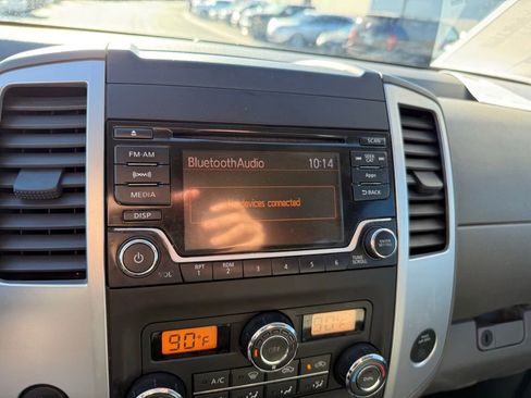 Used 2016 Nissan Frontier SV image 25