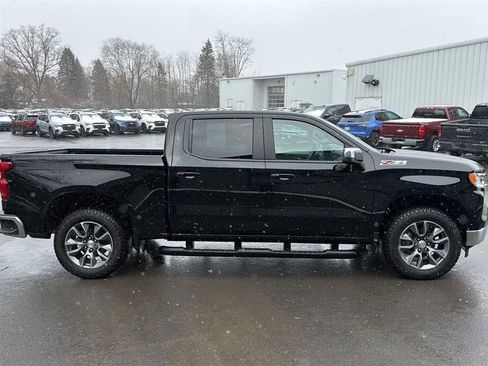 Used 2026 Chevrolet Silverado 1500 LT image 4