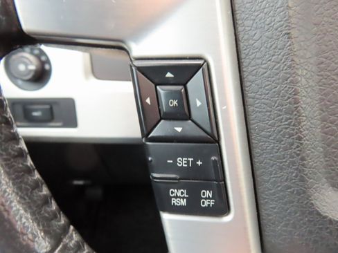 Used 2011 Ford F150 Platinum image 26