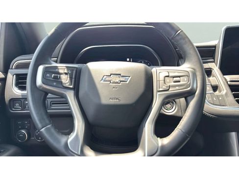 Used 2024 Chevrolet Tahoe Z71 w/ Luxury Package AWD/4WD image 15