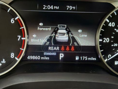 Used 2022 Nissan Rogue SV w/ SV Premium Package FWD image 18