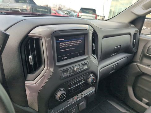 Used 2020 Chevrolet Silverado 1500 Custom w/ Custom Value Package image 20