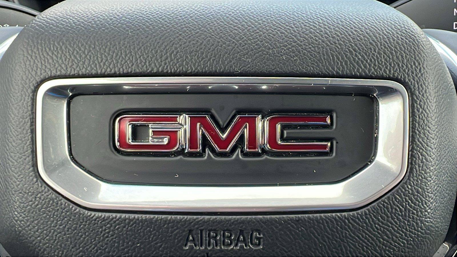 Used 2025 GMC Terrain Elevation AWD/4WD image 31