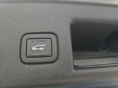 Used 2024 Chevrolet Equinox RS w/ RS Leather Package AWD/4WD image 17