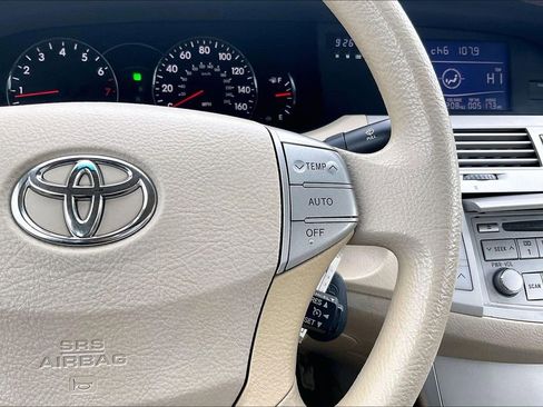 Used 2006 Toyota Avalon XL FWD image 22