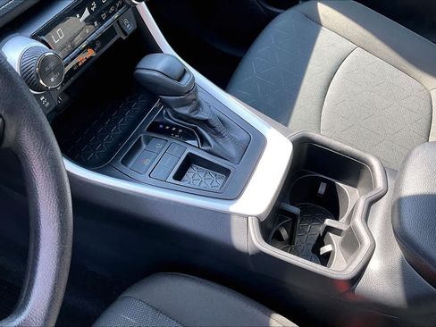 Used 2024 Toyota RAV4 XLE FWD image 17