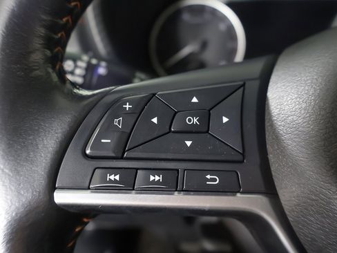 Used 2023 Nissan Sentra SR w/ SR Premium Package image 42