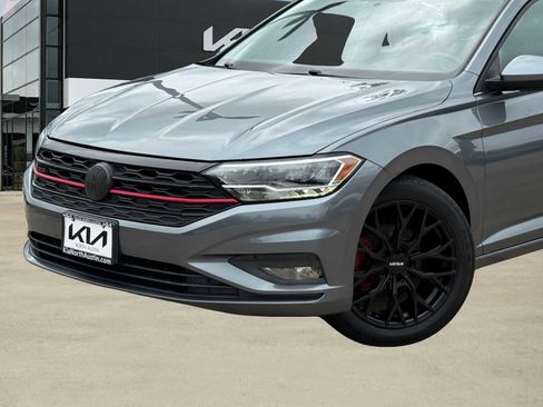 Used 2019 Volkswagen Jetta S w/ Driver Assistance Package FWD image 2
