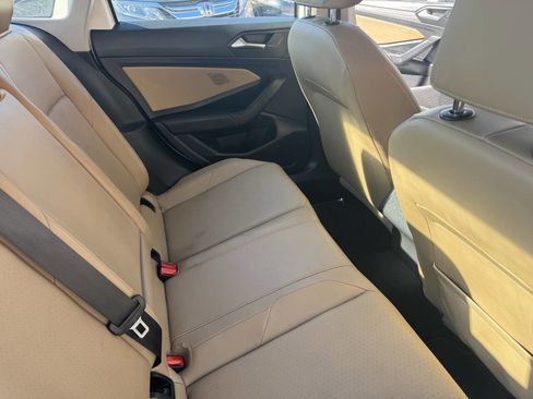 Used 2019 Volkswagen Jetta SEL image 31