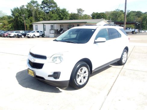 Used 2013 Chevrolet Equinox LT w/ Driver Convenience Package FWD image 2