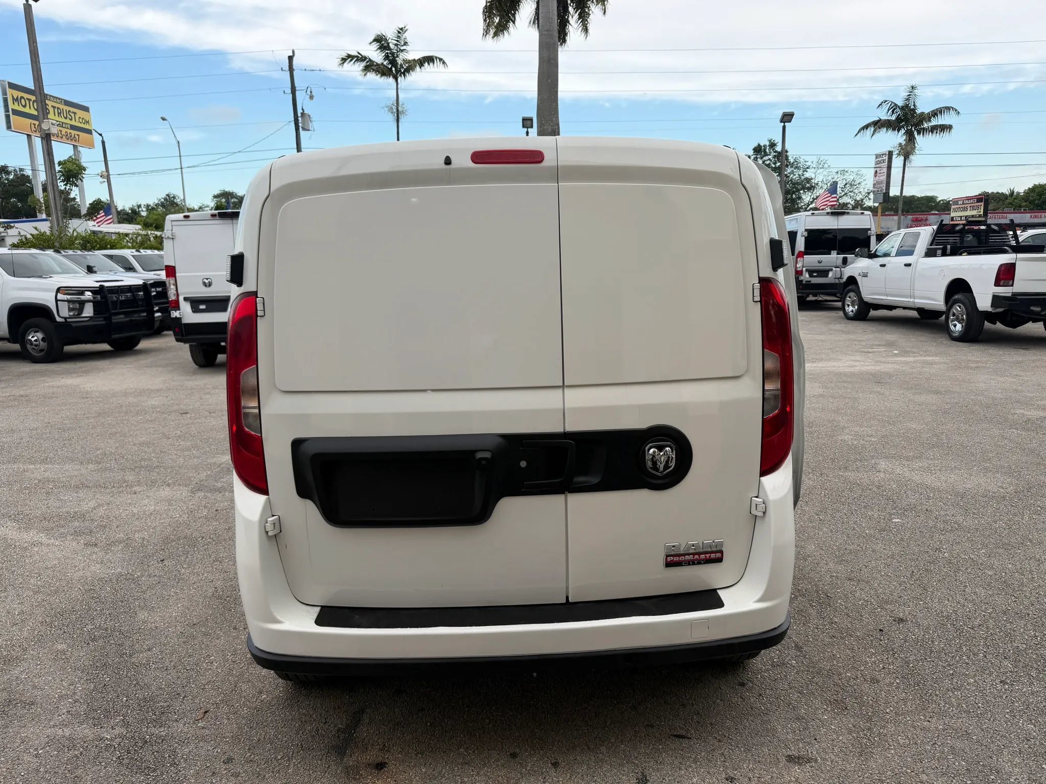 Used 2021 RAM ProMaster City Tradesman SLT FWD image 6