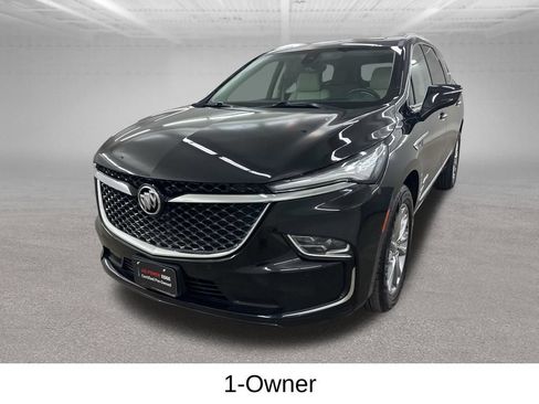 Used 2023 Buick Enclave Avenir w/ Avenir Technology Package AWD/4WD image 8