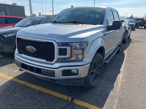 Used 2020 Ford F150 XLT w/ Equipment Group 302A Luxury image 3