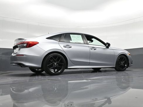 Used 2023 Honda Civic Sport image 29