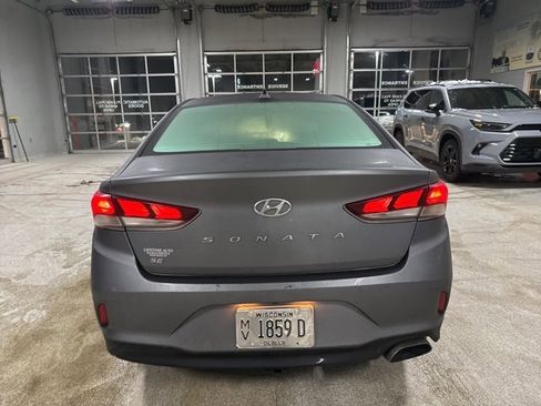 Used 2018 Hyundai Sonata SE image 12