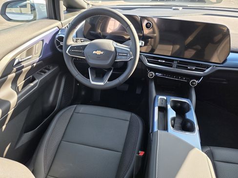 New 2026 Chevrolet Equinox EV LT w/ LPO, Blackout Package image 19