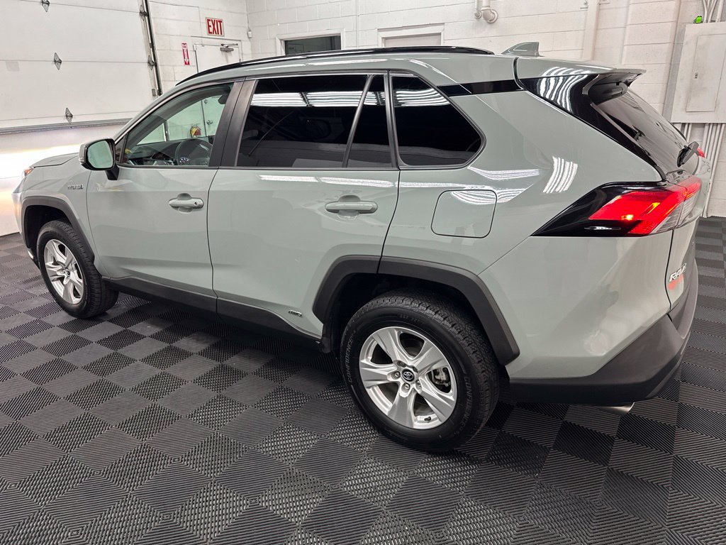 Used 2020 Toyota RAV4 XLE w/ Convenience Package AWD/4WD image 7