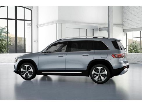 New 2026 Mercedes-Benz GLB 250 4MATIC image 32