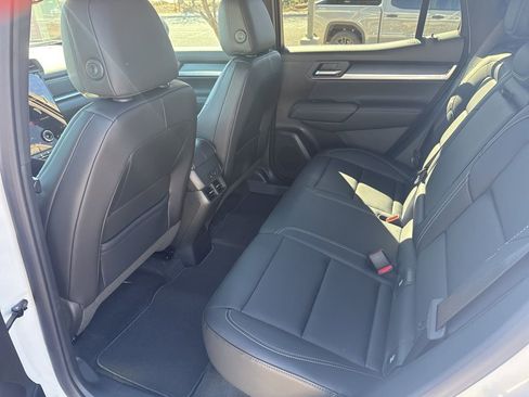 New 2026 GMC Terrain Elevation w/ Elevation Premium Package image 23