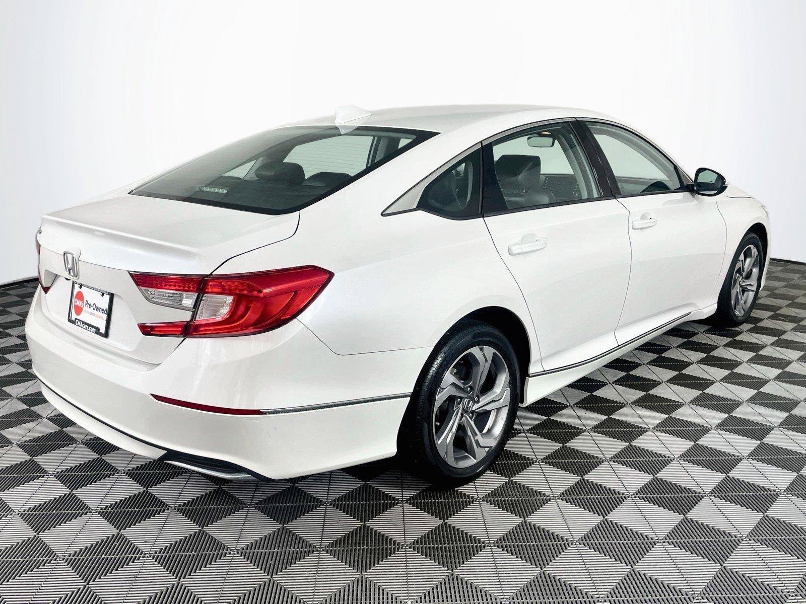 Used 2019 Honda Accord EX-L image 9