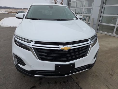 Certified 2024 Chevrolet Equinox LT w/ LPO, Floor Liner Package image 3