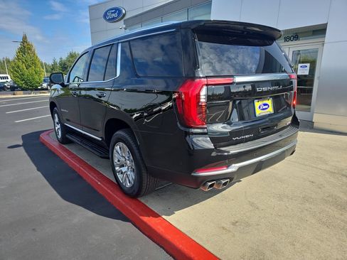 Used 2025 GMC Yukon Denali AWD/4WD image 2