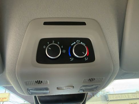 Used 2023 Ford Transit 350 XL image 27