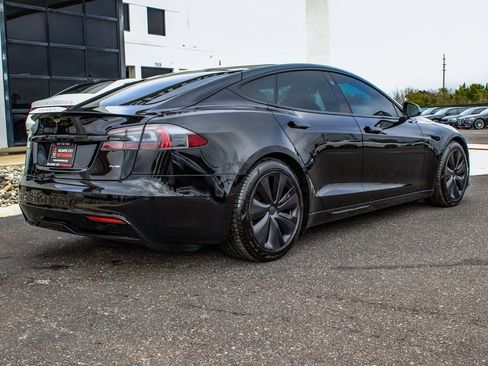 Used 2021 Tesla Model S Plaid image 6