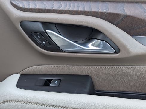 Used 2023 GMC Yukon XL Denali image 24