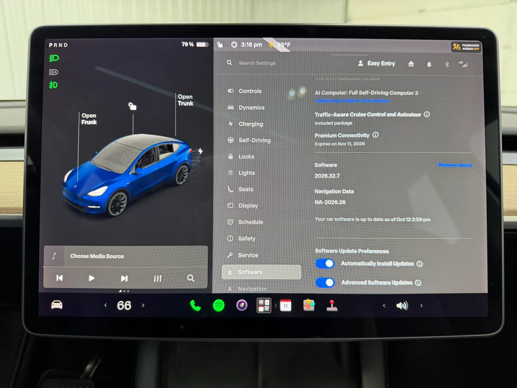 Used 2021 Tesla Model Y Long Range AWD/4WD image 24
