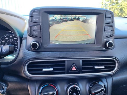 Used 2019 Hyundai Kona SE AWD/4WD image 18