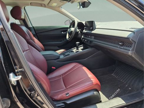 Certified 2023 Honda Accord EX image 19
