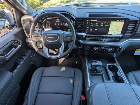 New 2026 GMC Sierra 1500 SLT w/ SLT Premium Plus Package AWD/4WD image 18