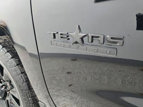 Used 2020 Chevrolet Silverado 1500 LT w/ Texas Edition RWD image 9