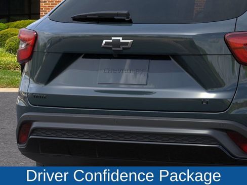 New 2026 Chevrolet Trax LT FWD image 14